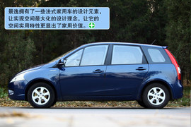 东风风行景逸对比日产骊威测试实拍