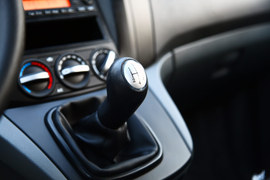 东风风行景逸对比日产骊威测试实拍