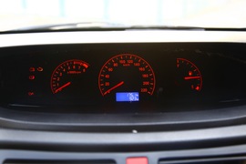 东风风行景逸对比日产骊威测试实拍