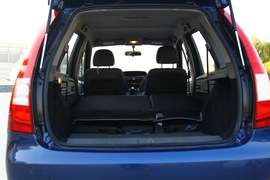 东风风行景逸对比日产骊威测试实拍