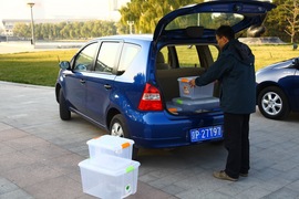 东风风行景逸对比日产骊威测试实拍