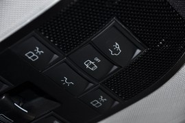 2009款奔驰C63