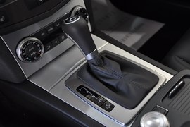 2009款奔驰C63