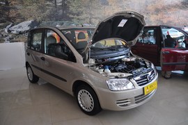 2010款众泰朗悦1.6L