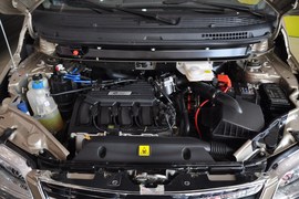 2010款众泰朗悦1.6L