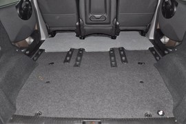 2010款众泰朗悦1.6L