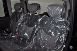 2010款众泰朗悦1.6L