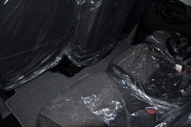 2010款众泰朗悦1.6L