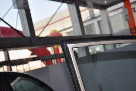 2010款众泰朗悦1.6L