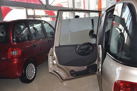 2010款众泰朗悦1.6L