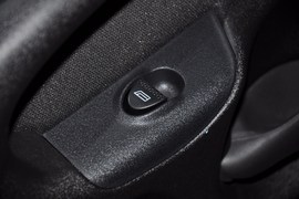 2010款众泰朗悦1.6L