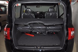 2010款众泰朗悦1.6L