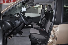 2010款众泰朗悦1.6L