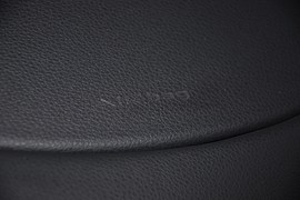 2010款众泰朗悦1.6L