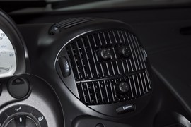 2010款众泰朗悦1.6L