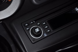 2010款众泰朗悦1.6L