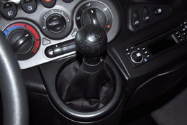 2010款众泰朗悦1.6L