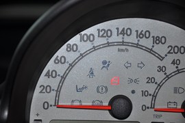 2010款众泰朗悦1.6L