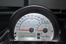 2010款众泰朗悦1.6L