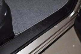 2010款众泰朗悦1.6L