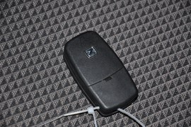 2010款众泰朗悦1.6L