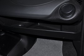 2010款众泰朗悦1.6L