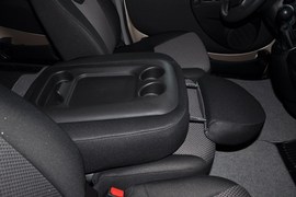 2010款众泰朗悦1.6L