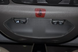 2010款众泰朗悦1.6L