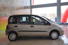 2010款众泰朗悦1.6L