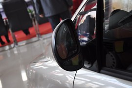 2010款众泰朗悦1.6L