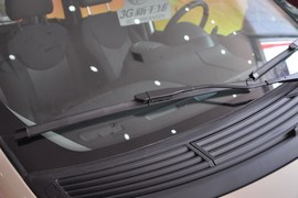 2010款众泰朗悦1.6L