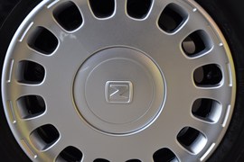 2010款众泰朗悦1.6L