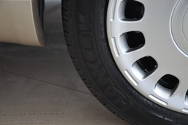 2010款众泰朗悦1.6L