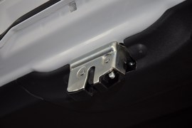 2010款众泰朗悦1.6L