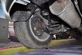 2010款众泰朗悦1.6L