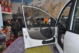 2010款众泰朗悦1.6L