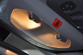 2010款众泰朗悦1.6L