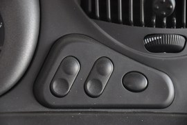 2010款众泰朗悦1.6L