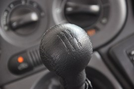 2010款众泰朗悦1.6L