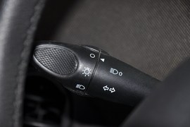 2010款众泰朗悦1.6L