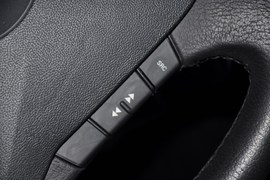 2010款众泰朗悦1.6L