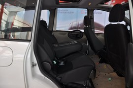 2010款众泰朗悦1.6L