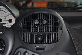 2010款众泰朗悦1.6L