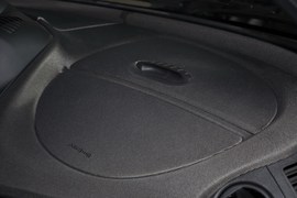 2010款众泰朗悦1.6L