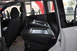 2010款众泰朗悦1.6L