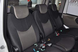 2010款众泰朗悦1.6L