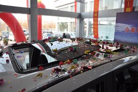 2010款众泰朗悦1.6L