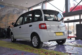 2010款众泰朗悦1.6L