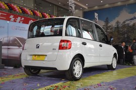 2010款众泰朗悦1.6L