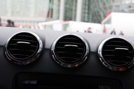 2011款奥迪TTS